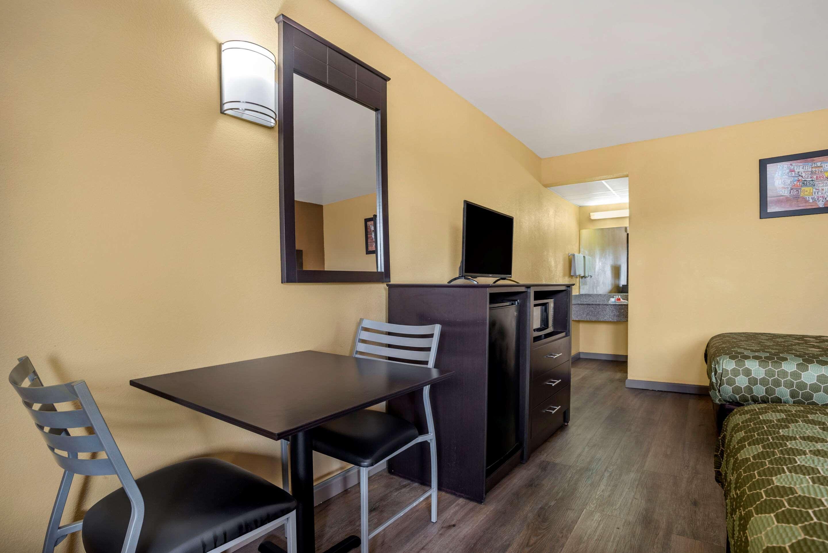 Econo Lodge Easton Route 50 Εξωτερικό φωτογραφία